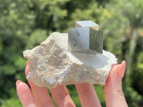 『西班牙黃鐵礦 Pyrite』Matrix011