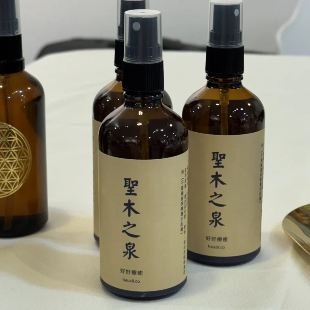S__1113776137_0 聖木之泉 Palo Santo